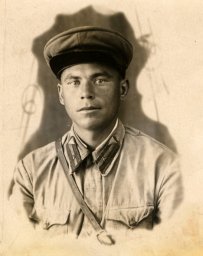 Есаулов Петр Иванович