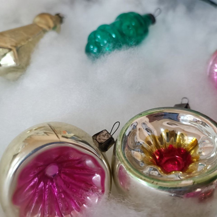 Выставка &laquo;История ёлочной игрушки&raquo;